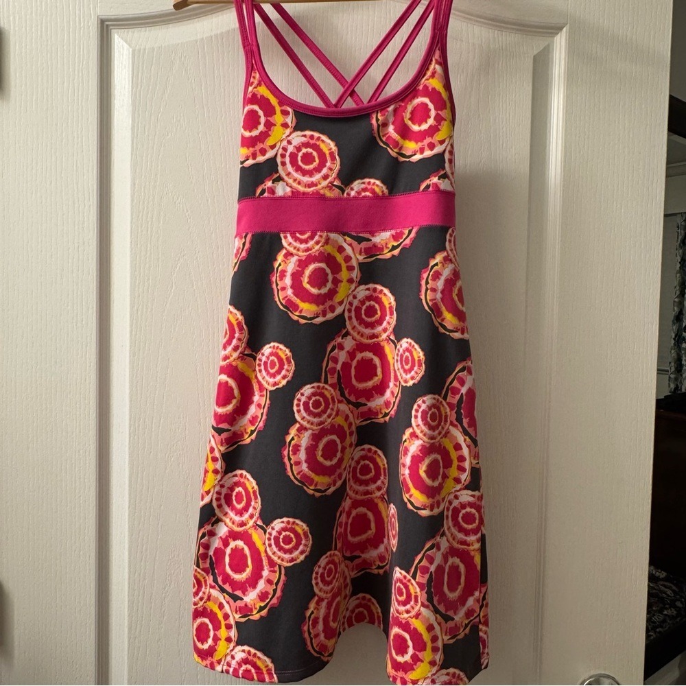 Soybu Womens XS Pink Medallion Print Strappy Back Active Dress with Shelf Bra